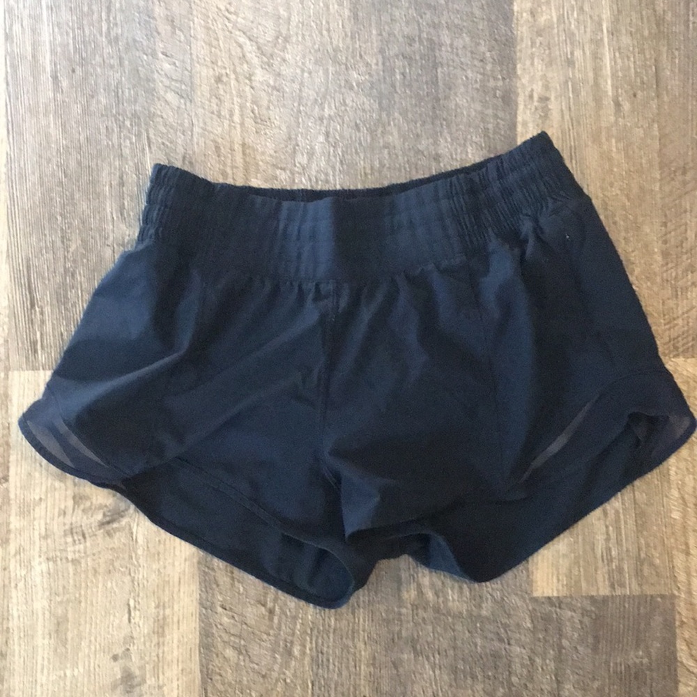 Lululemon hotty hot shorts navy blue